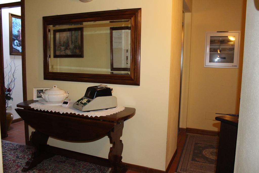 La Torricella Hotel ป็อปปี ภายนอก รูปภาพ